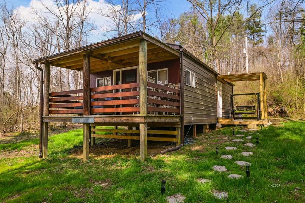 Photo of 10219 Paulette Dr, Glouster, OH 45732 (MLS # 2434753)