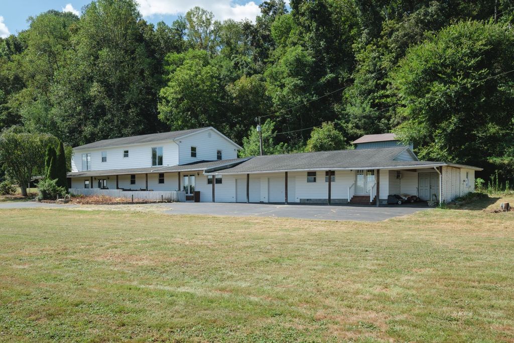 Photo of 8446 Ohio 7, Gallipolis, OH 45631 (MLS # 2433924)