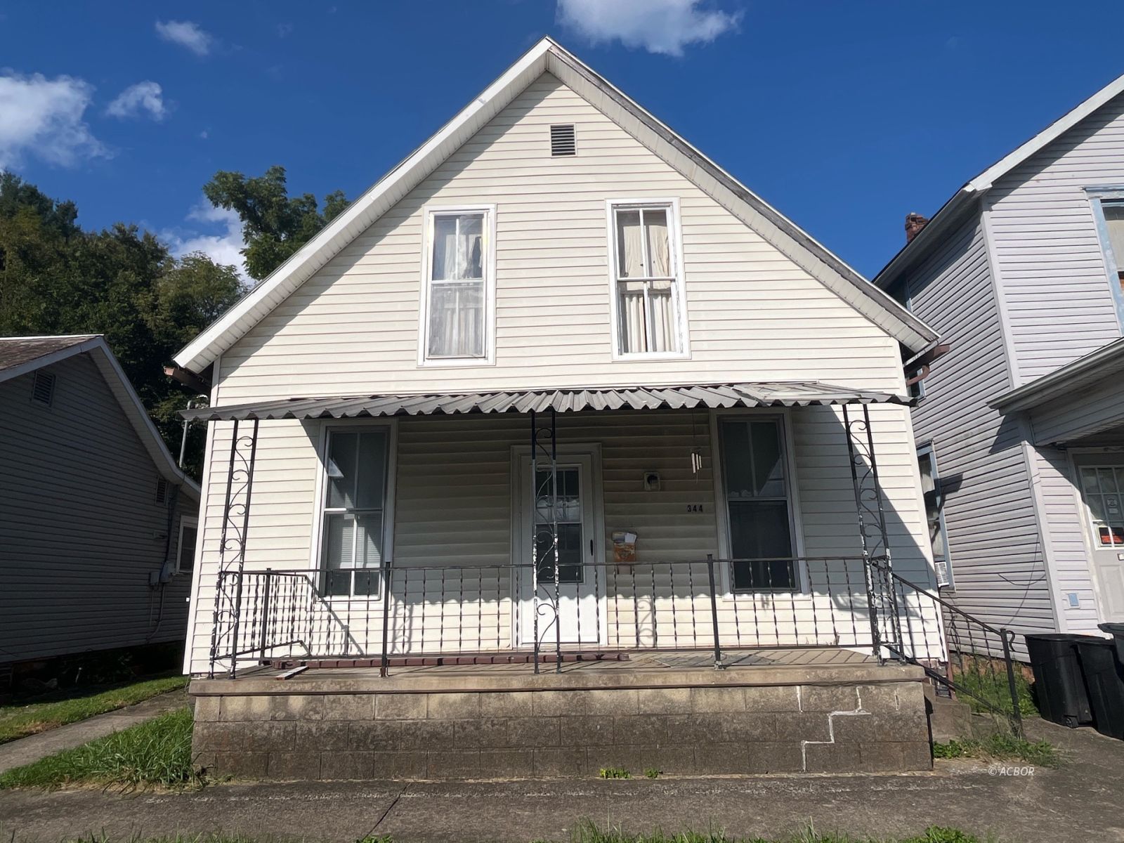 344 Poplar St
