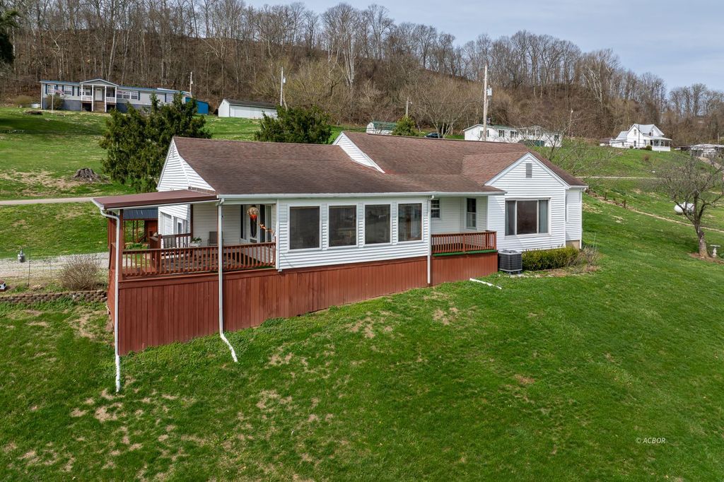 Photo of 234 Honeysuckle Dr, Cheshire, OH 45620 (MLS # 2434608)