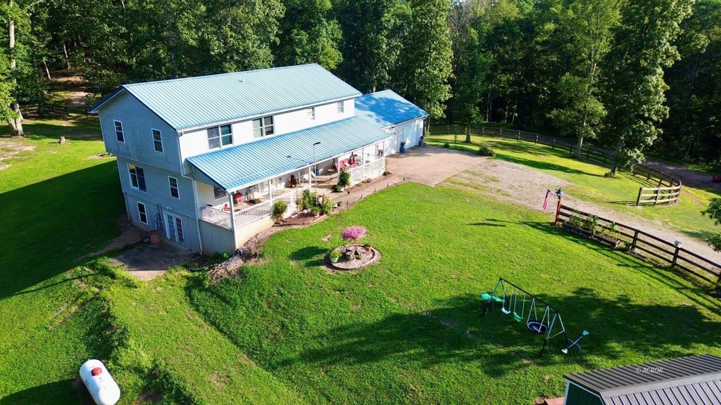 Photo of 39834 State Route 7, Reedsville, OH 45772 (MLS # 2433824)