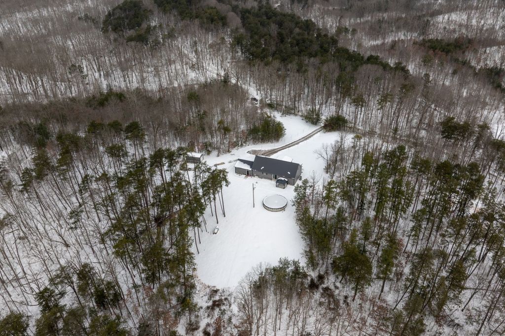 Photo of 399 Wilder Rd, Vinton, OH 45686 (MLS # 2434459)