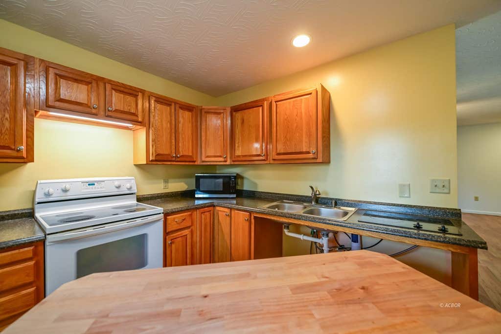 Photo of 14 Connett Rd Rd, The Plains, OH 45780 (MLS # 2435132)