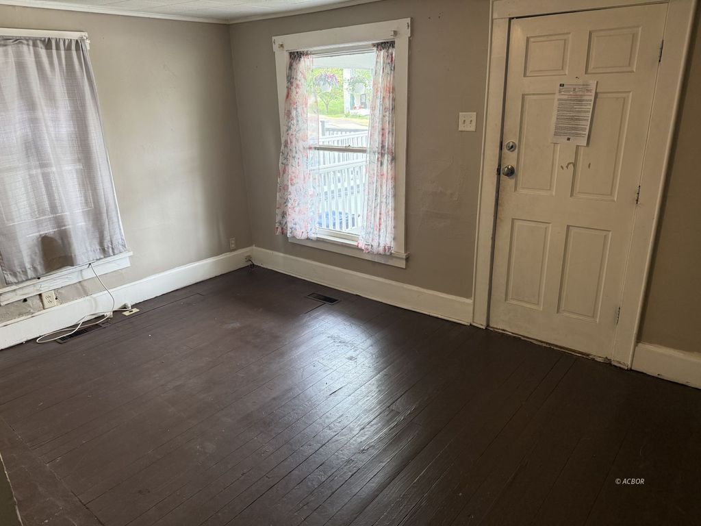Photo of 33,37,43,4 N Lancaster St, Athens, OH 45701 (MLS # 2434855)