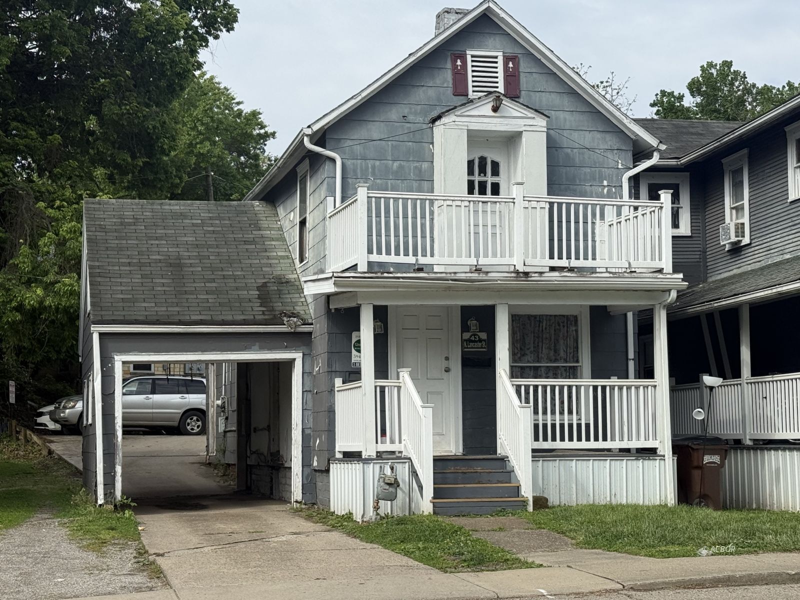 33,43,45 N Lancaster St