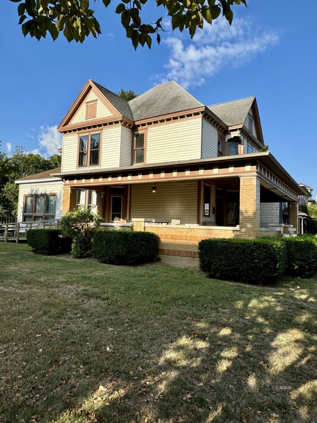 Photo of 131 Fayette St, Nelsonville, OH 45764 (MLS # 2434156)