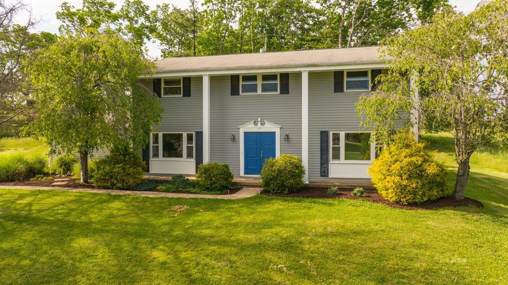 Photo of 37 Ball Dr, Athens, OH 45701 (MLS # 2434973)