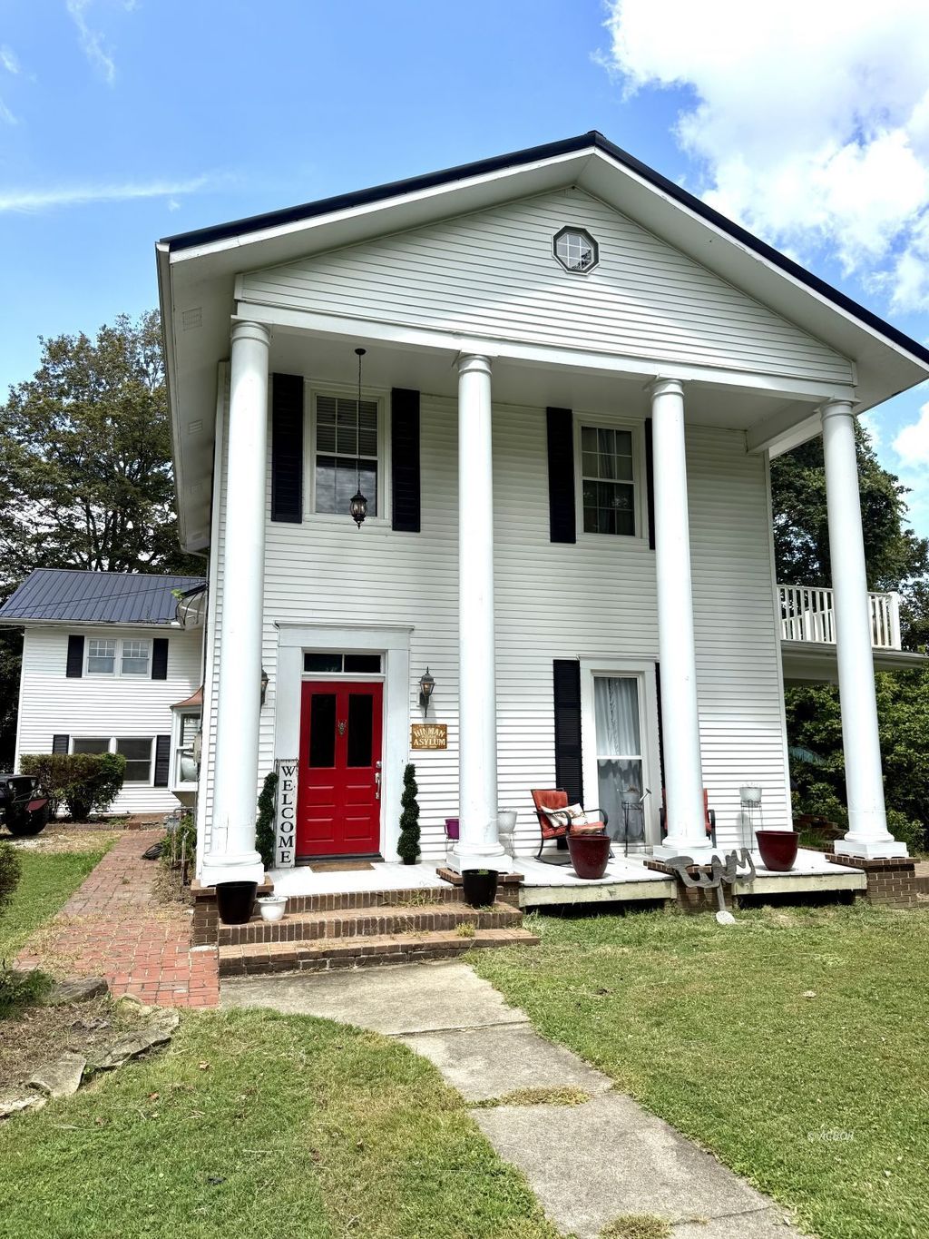 Photo of 148 Lincoln Hill, Pomeroy, OH 45769 (MLS # 2433887)