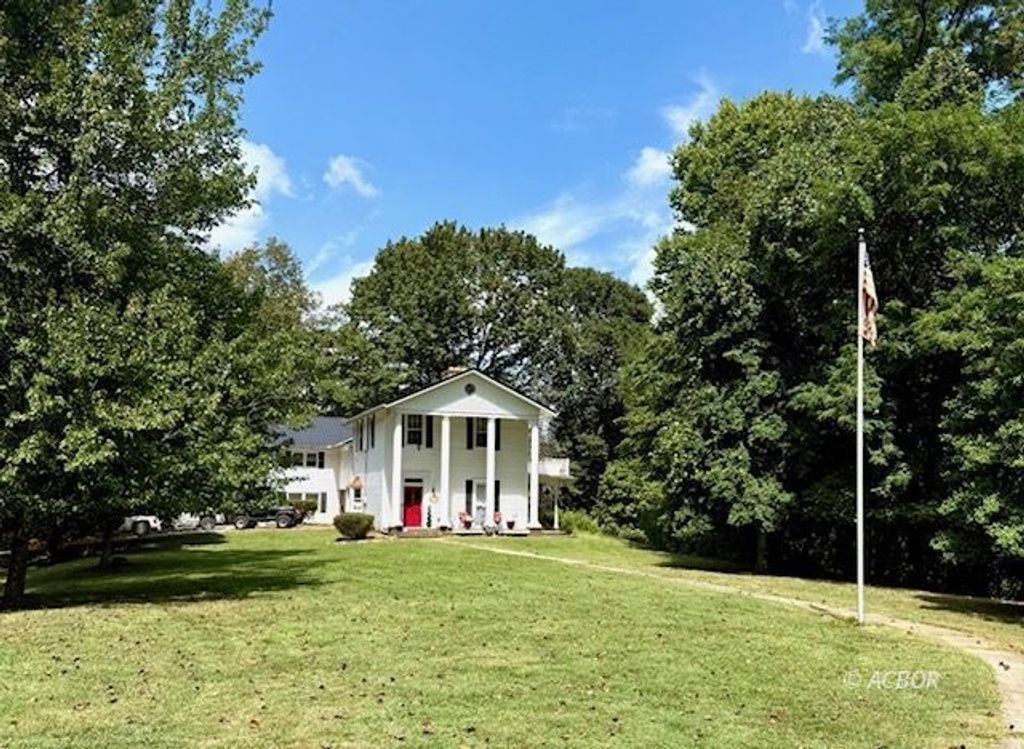Photo of 148 Lincoln Hill, Pomeroy, OH 45769 (MLS # 2433887)