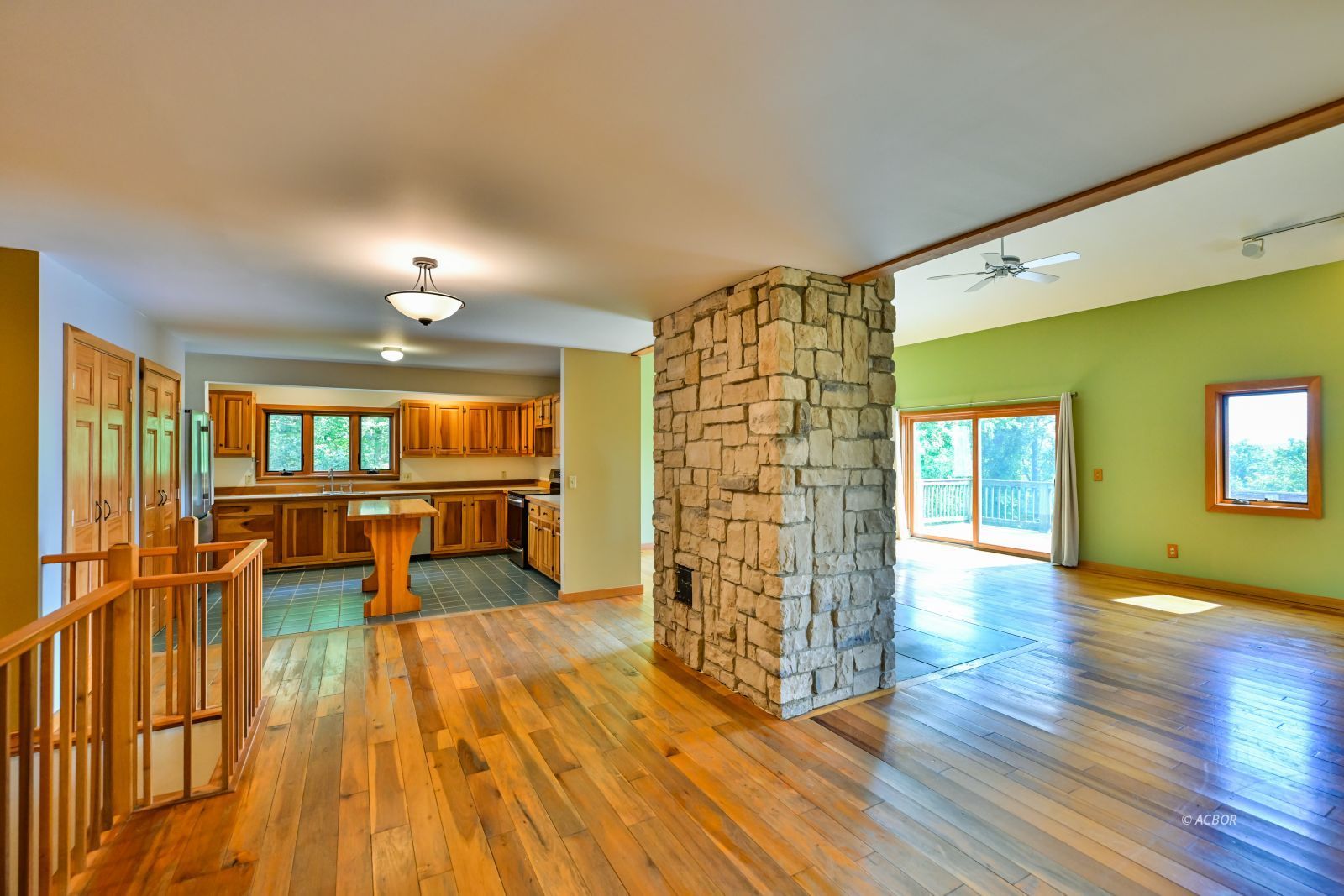 11777 Peach Ridge Rd