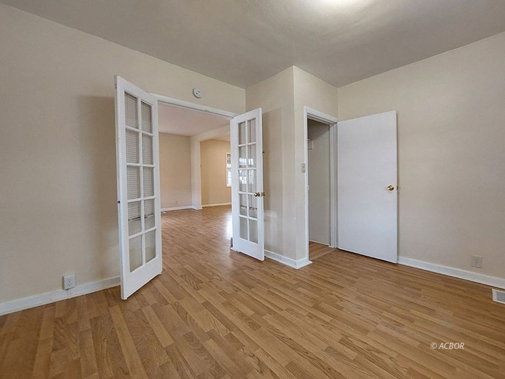 Photo of 14 Euclid Dr, Athens, OH 45701 (MLS # 2434383)