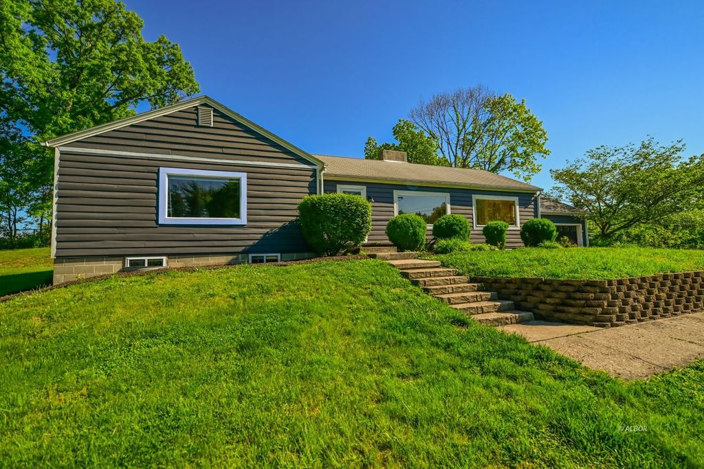 Photo of 20 Mulligan Rd, Athens, OH 45701 (MLS # 2434908)