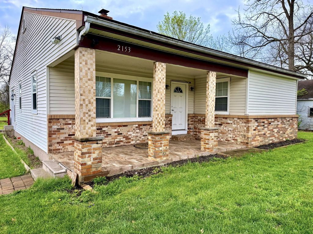 Photo of 2153 Sonora Dr, Grove City, OH 43312 (MLS # 2435052)
