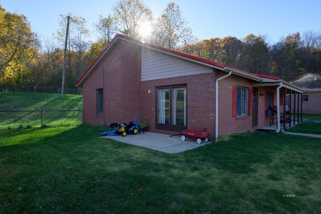 Photo of 55 butternut dr Dr, Gallipolis, OH 45631 (MLS # 2434062)