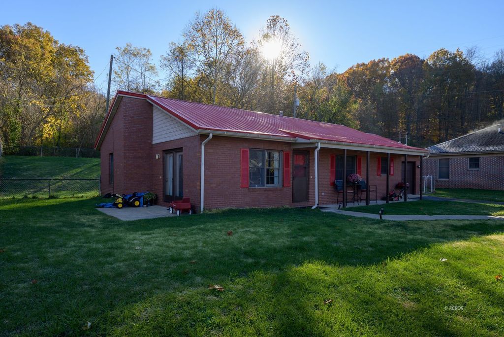 Photo of 55 butternut dr Dr, Gallipolis, OH 45631 (MLS # 2434062)