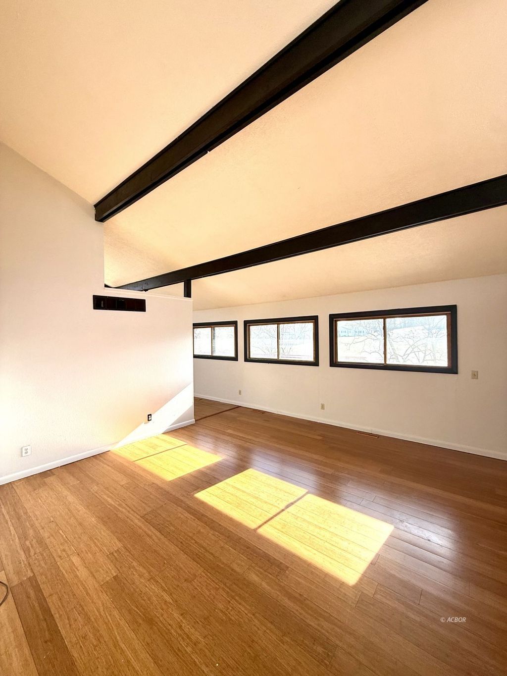 Photo of 240 Hollywood Dr, Little Hocking, OH 45742 (MLS # 2434362)