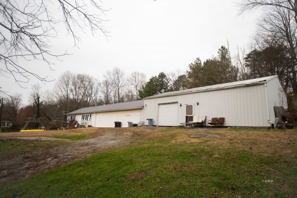 Photo of 20043 State Route 550, Marietta, OH 45750 (MLS # 2434219)