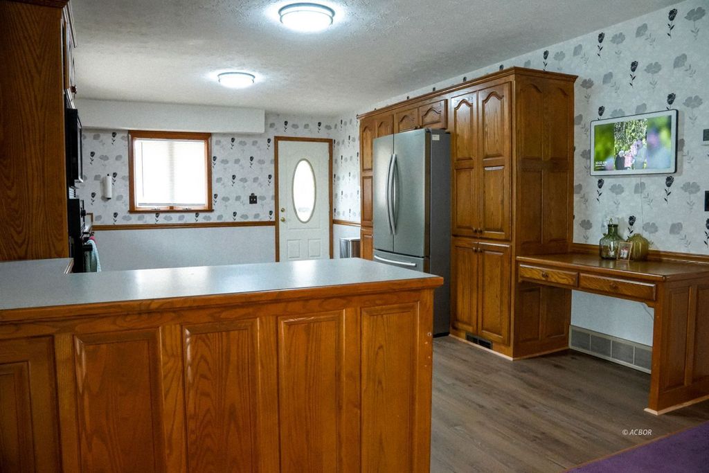 Photo of 493 Debbie Dr, Gallipolis, OH 45631 (MLS # 2434769)