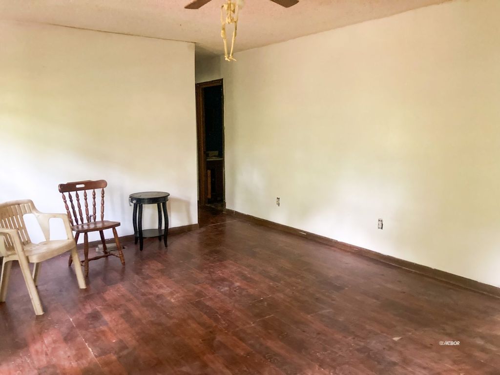 Photo of 25 Koker Ln, Nelsonville, OH 45764 (MLS # 2434590)