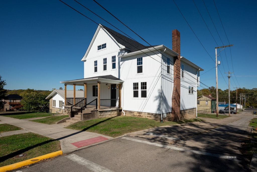 Photo of 168 Main St, Jackson, OH 45640 (MLS # 2434147)