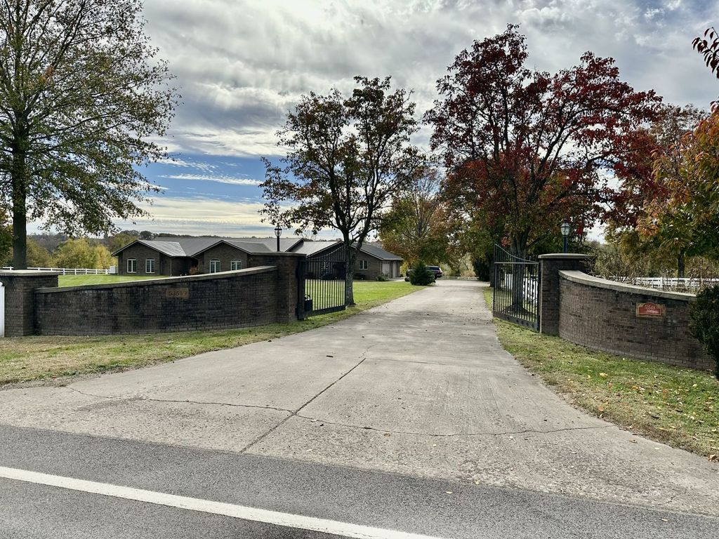 Photo of 53549 Great Bend Rd, Portland, OH 45770 (MLS # 2434187)