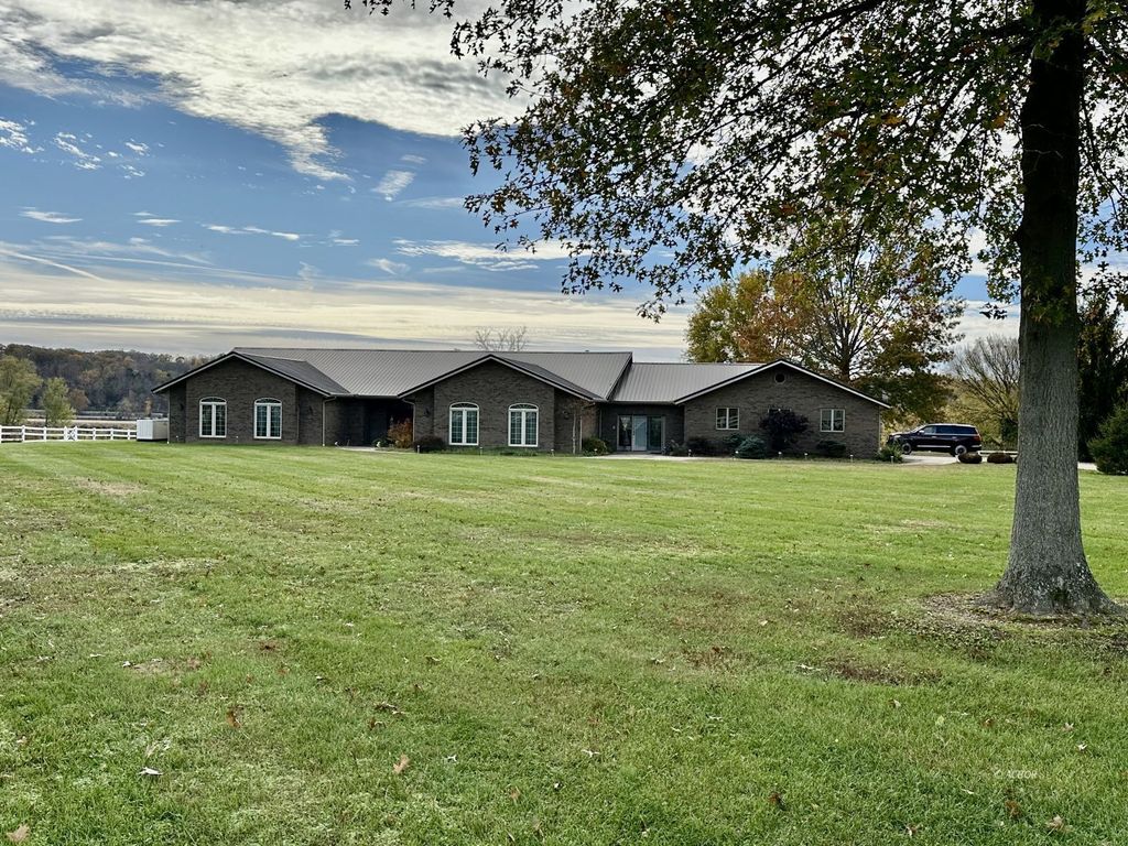 Photo of 53549 Great Bend Rd, Portland, OH 45770 (MLS # 2434187)