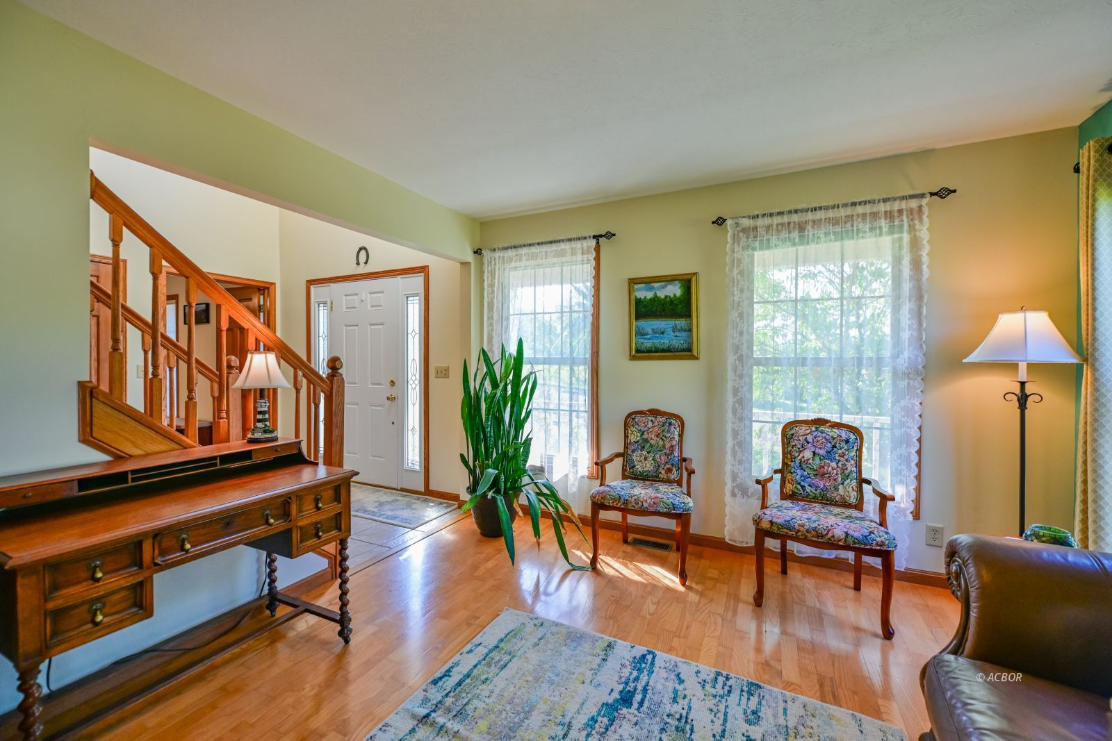 5 Warwick Ln