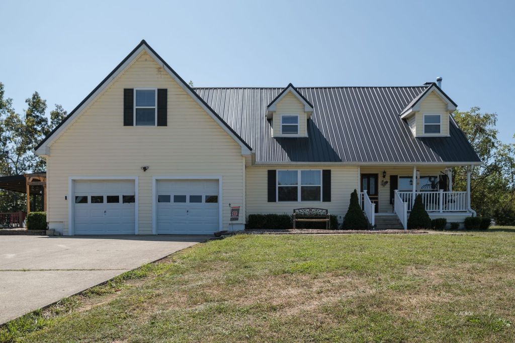 Photo of 1190 Starcher Rd, Gallipolis, OH 45631 (MLS # 2433967)