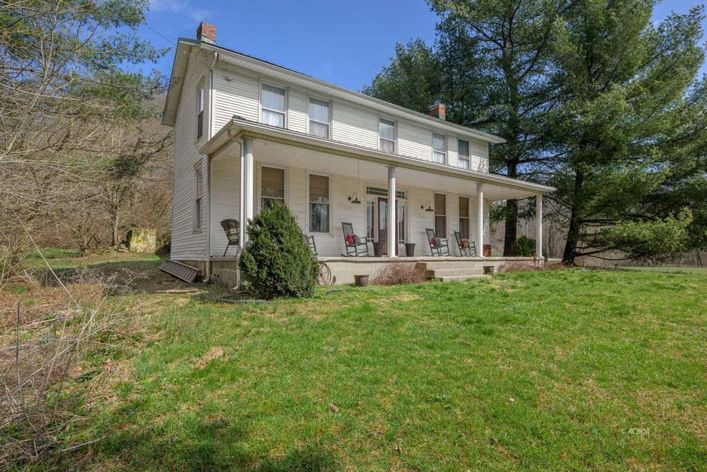 Photo of 34047 Ball Run Rd, Pomeroy, OH 45769 (MLS # 2434594)