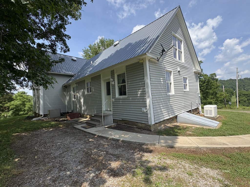 Photo of 12870 Emma Wyatt Rd, Amesville, OH 45711 (MLS # 2435267)