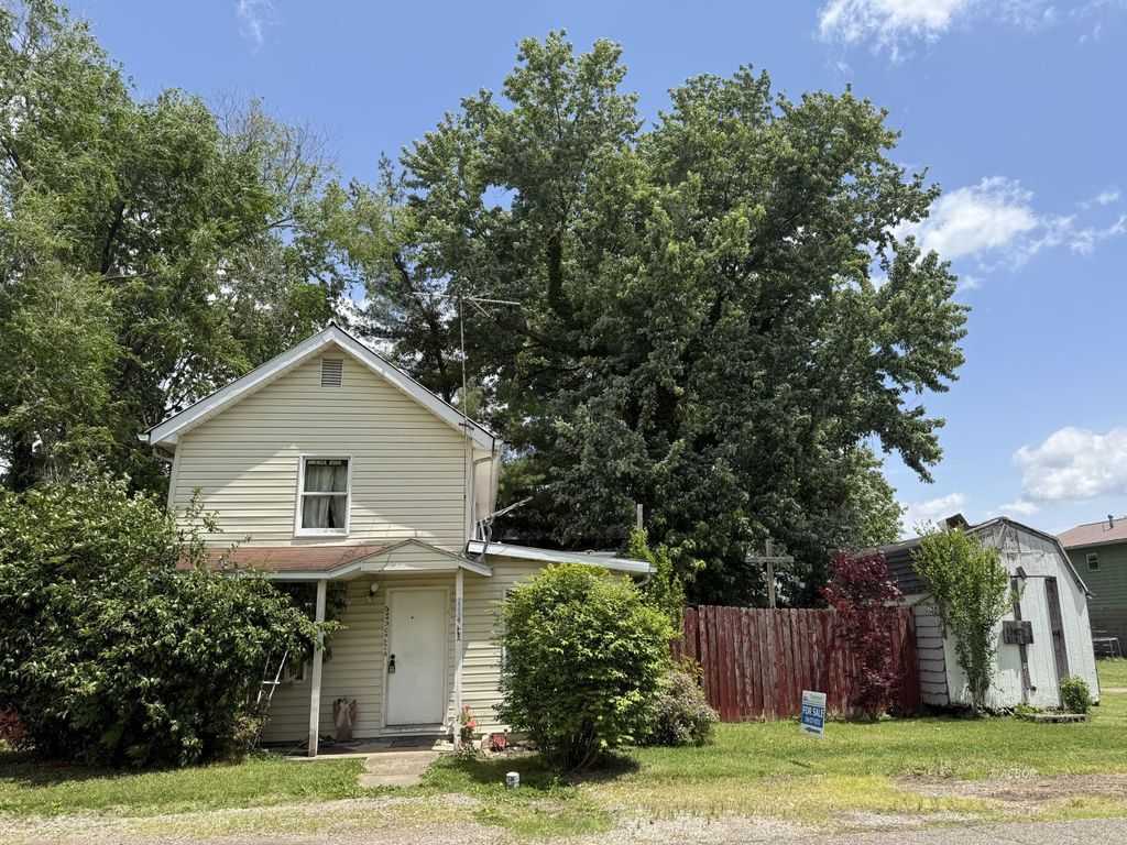 Photo of 2003 Gallia AVE, Gallipolis, OH 45631 (MLS # 2434913)