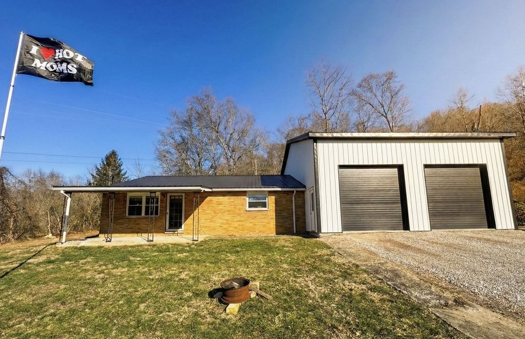 Photo of 37422 State Route 124, Middleport, OH 45760 (MLS # 2434418)