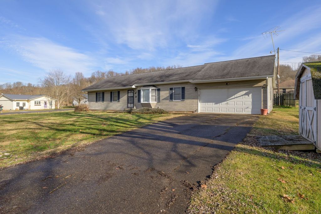Photo of 21 brookside dr Dr, Gallipolis, OH 45631 (MLS # 2434384)