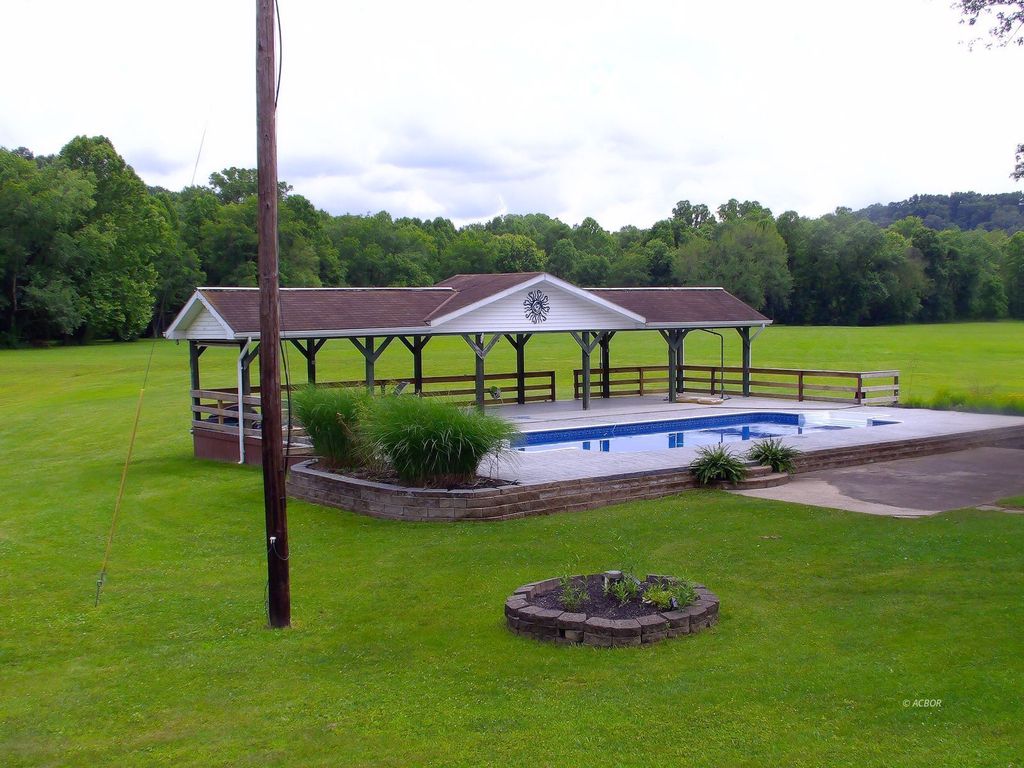Photo of 1110 Burr Oak Blvd, Nelsonville, OH 45764 (MLS # 2433590)