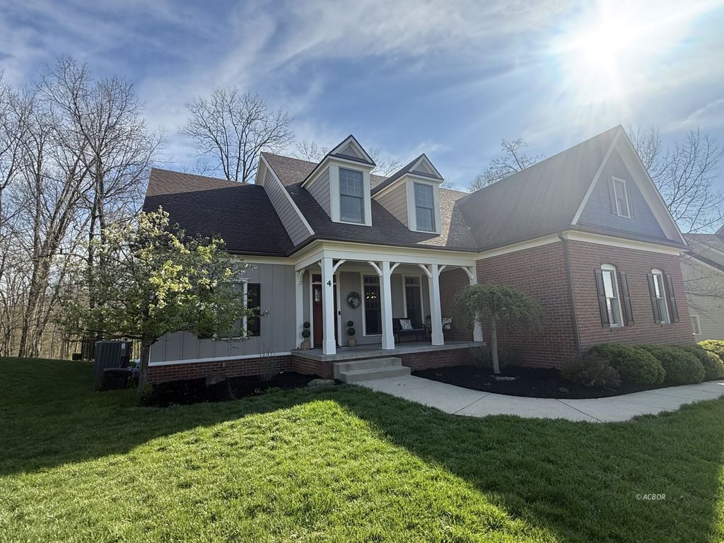 Photo of 4 Maple Grove Way Way, Athens, OH 45701 (MLS # 2434743)