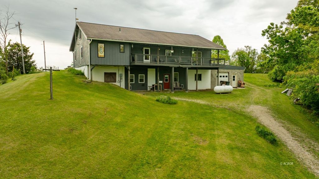 Photo of 16525 Hooper Ridge Rd, Amesville, OH 45711 (MLS # 2434872)