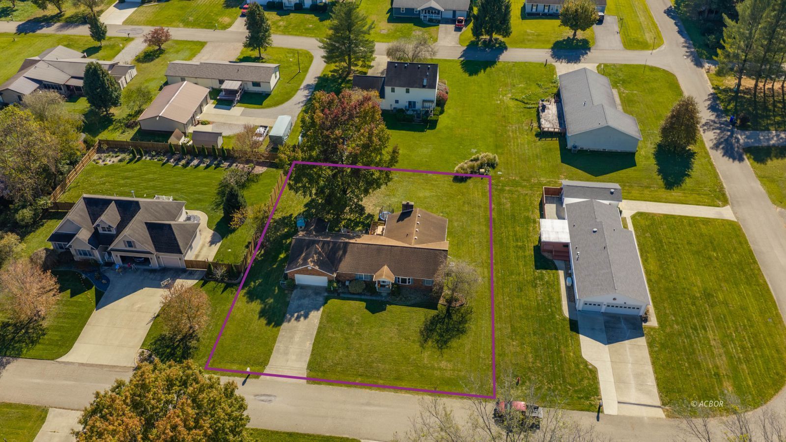 484 Adena Dr