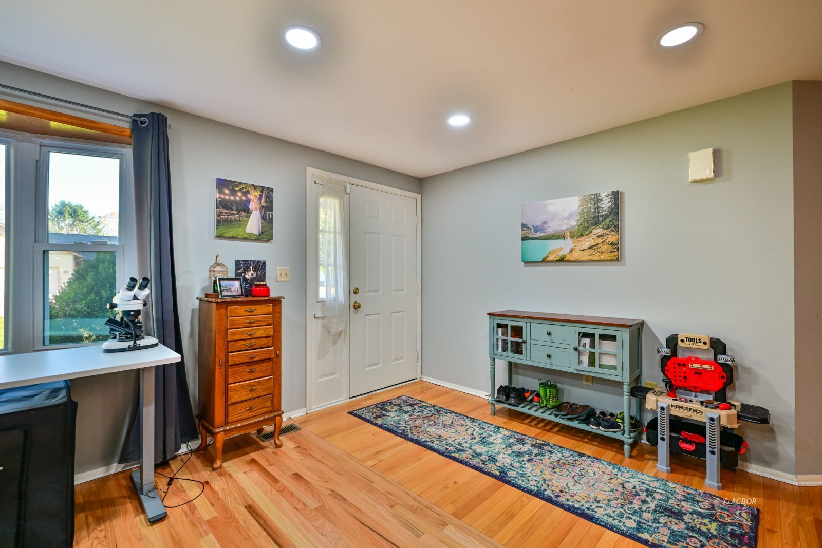 484 Adena Dr