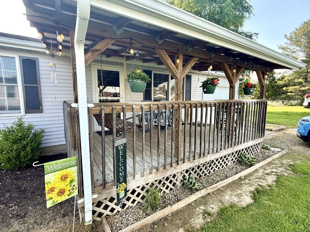 Photo of 308 Dudding Ln, Racine, OH 45771 (MLS # 2434825)
