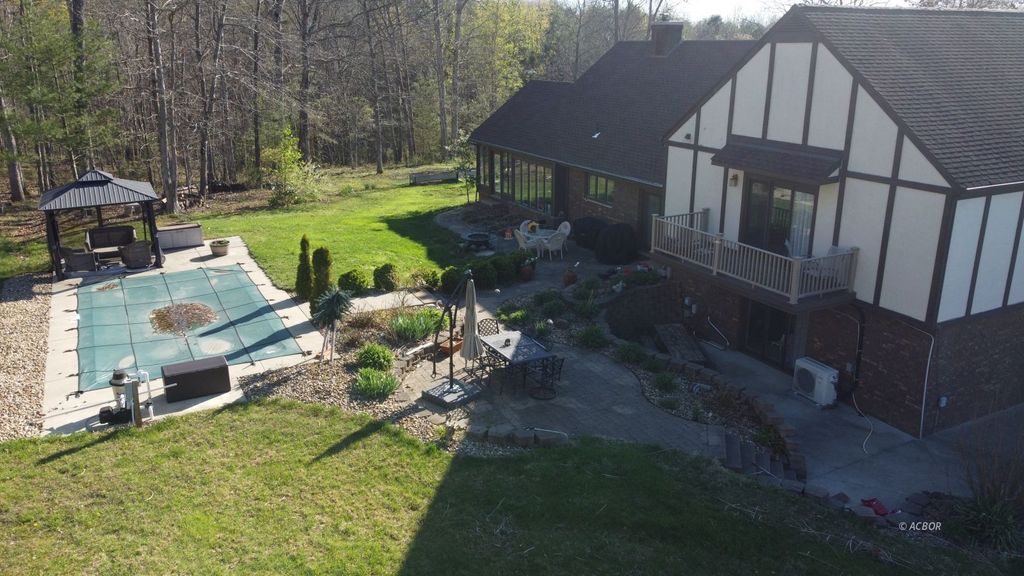 Photo of 239 Fairfield Church Rd Rd, Gallipolis, OH 45631 (MLS # 2434336)