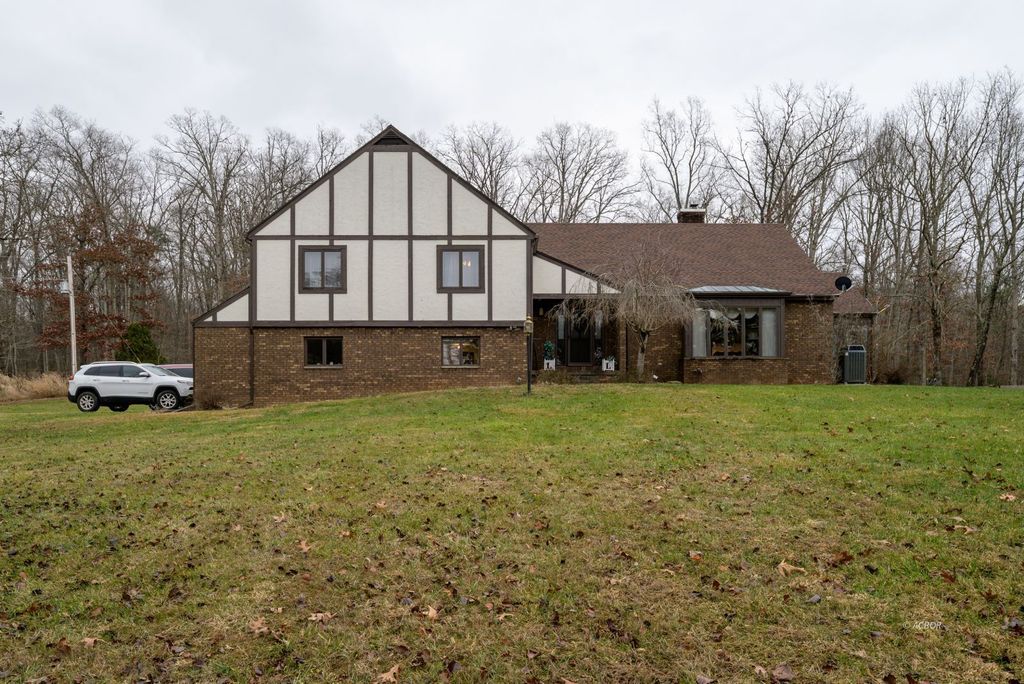Photo of 239 Fairfield Church Rd Rd, Gallipolis, OH 45631 (MLS # 2434336)