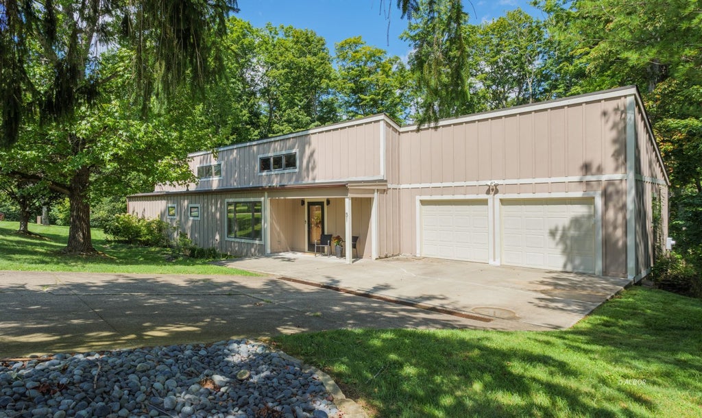 Photo of 51 Nurad Rd, Athens, OH 45701 (MLS # 2435477)