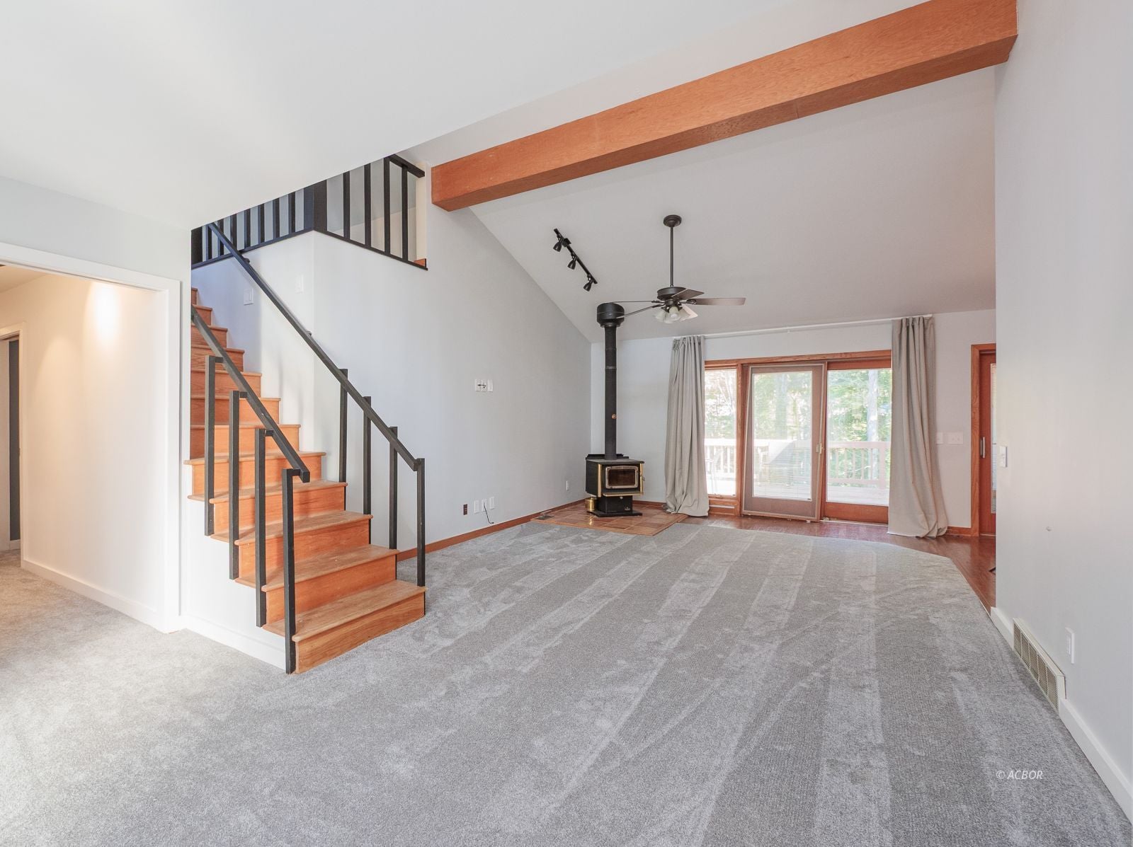 51 Nurad Rd