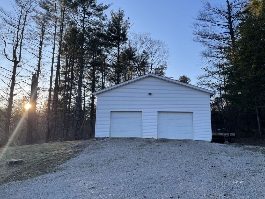 Photo of 43772 Carbonhill Buchtel Rd Rd, Nelsonville, OH 45764 (MLS # 2434543)