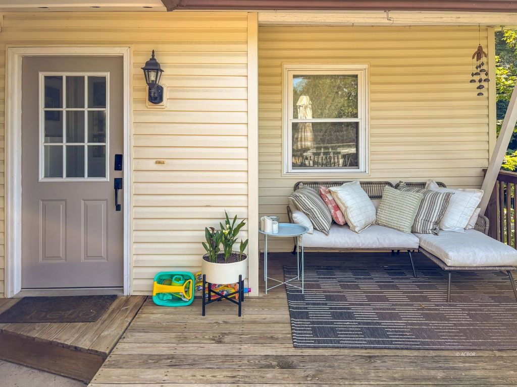 Photo of 39 Eden Place, Athens, OH 45701 (MLS # 2433788)