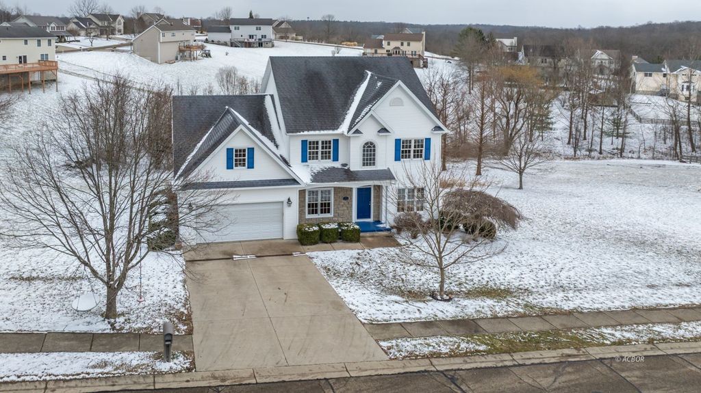 Photo of 4 Dove Dr, Athens, OH 45701 (MLS # 2434551)