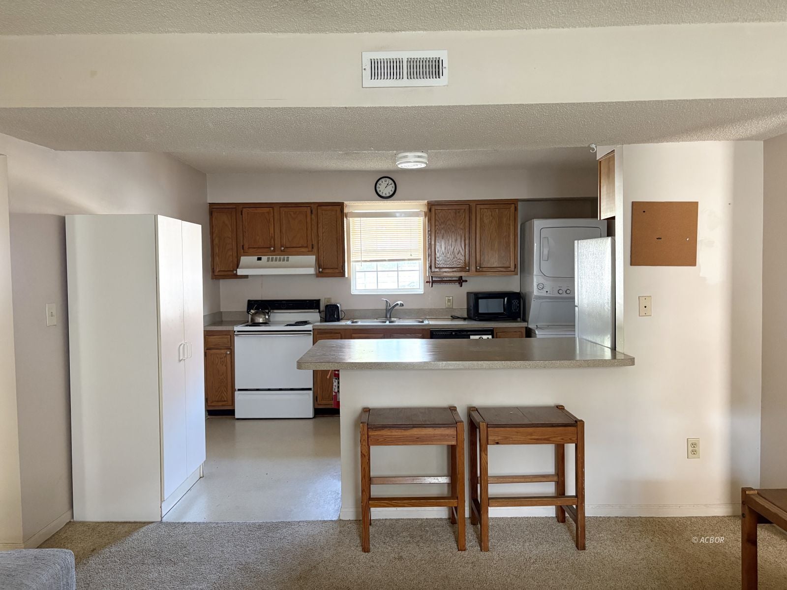 15 S Shafer St 204