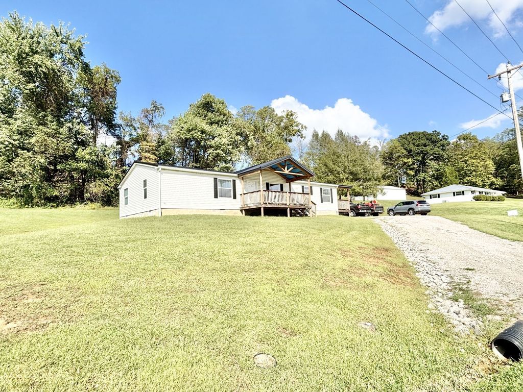 Photo of 47592 Yellowbush Rd, Racine, OH 45771 (MLS # 2434020)
