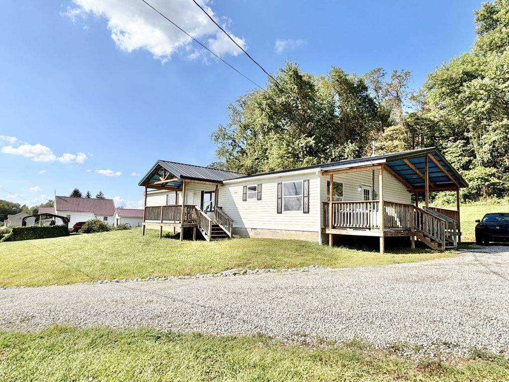 Photo of 47592 Yellowbush Rd, Racine, OH 45771 (MLS # 2434020)