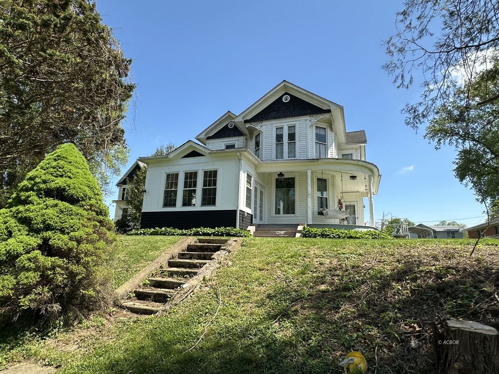 Photo of 408 6th St, Racine, OH 45771 (MLS # 2434804)